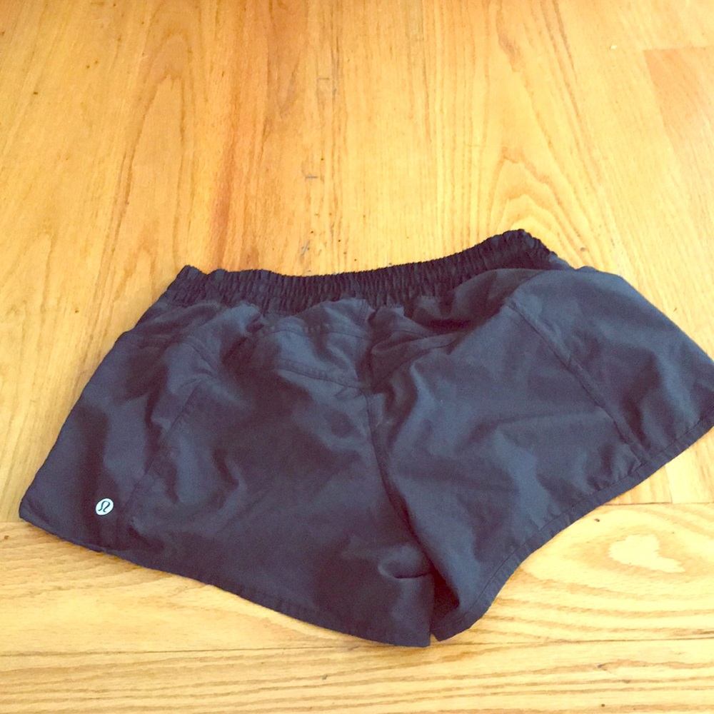 Lululemon Tracker Shorts 4”
